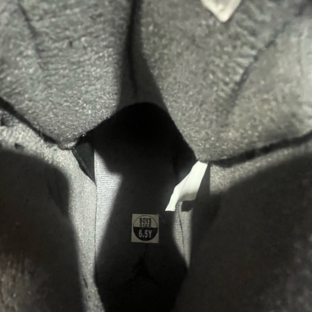Jordan 5 Burgandy